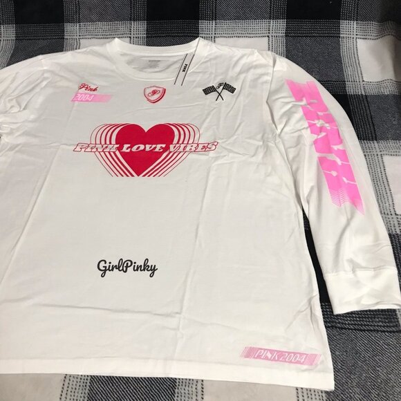 victoria secret PINK CAMPUS long sleeve tee RACING THEME LOGO SIZE MEDIUM - Picture 4 of 11